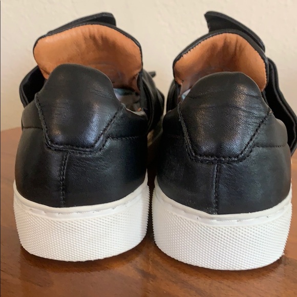 Brusque shoes, Sz 6 1/2 - Picture 5 of 8